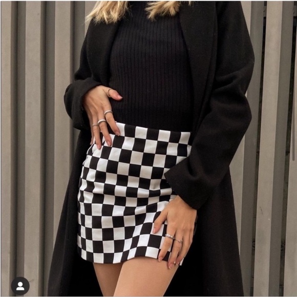 Zara checkered mini skirt - Picture 6 of 7
